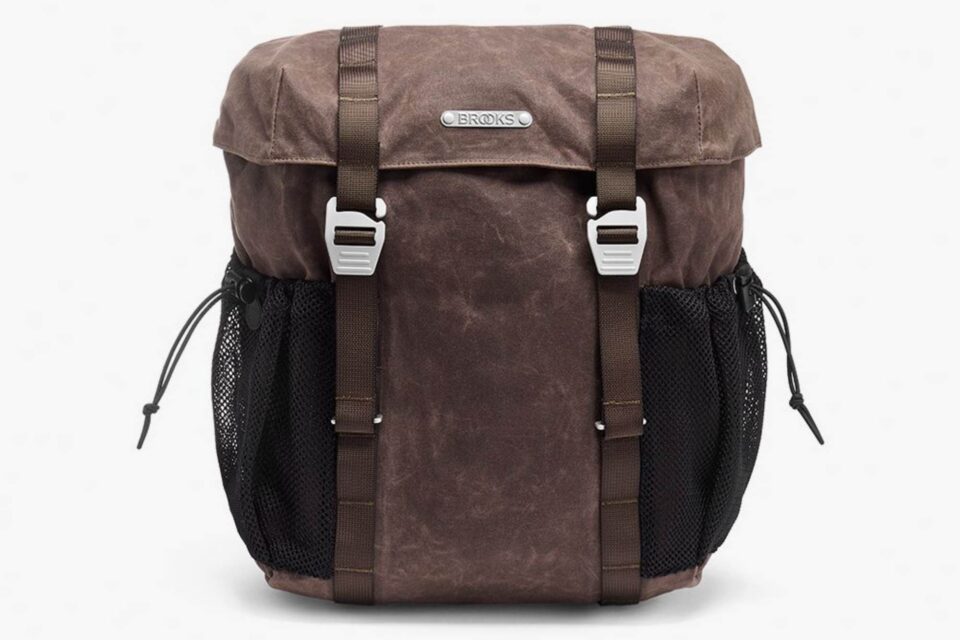 Brooks Travelling Bags Collection
