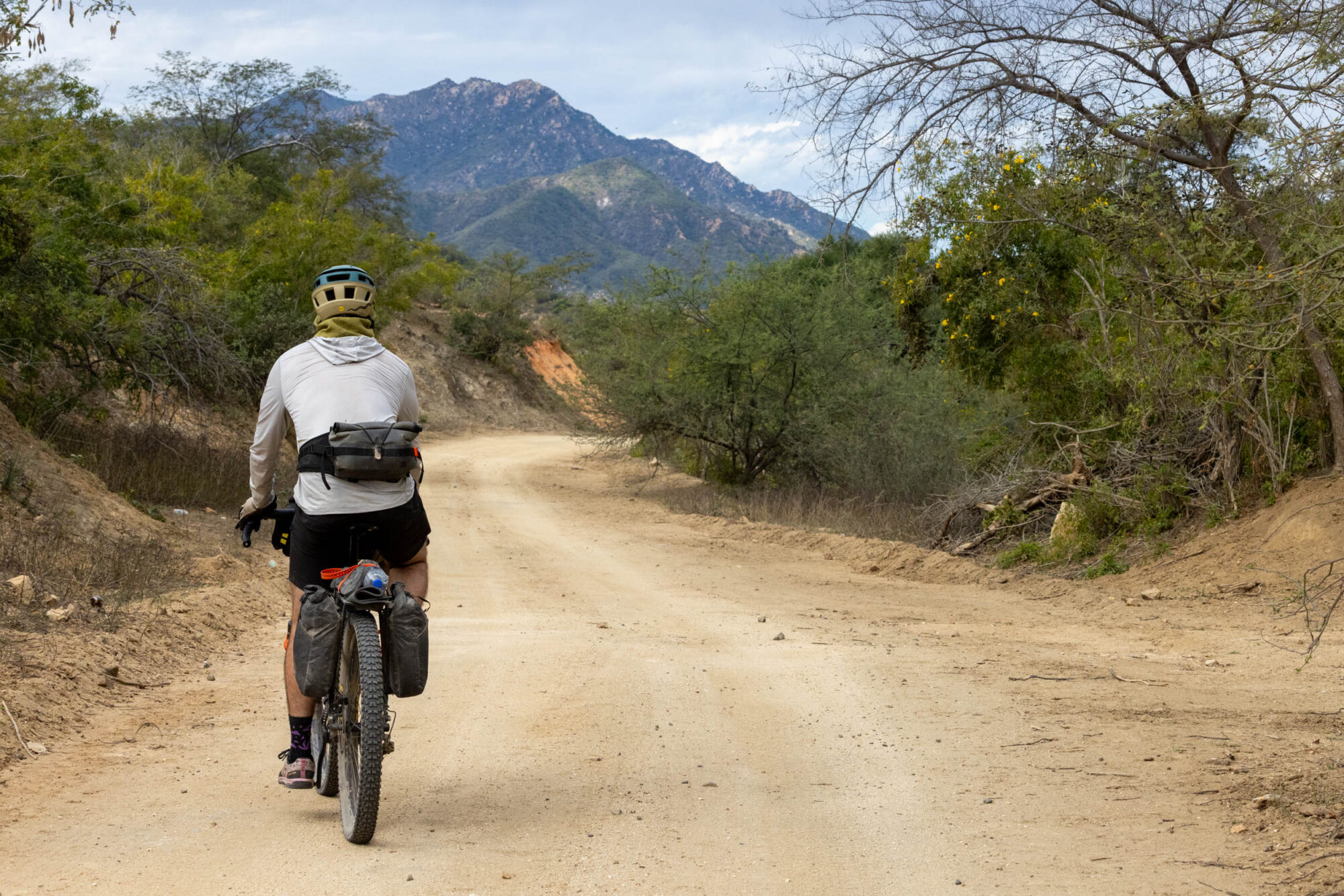 san util mini panniers v2 review