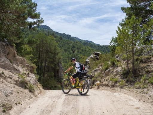 Estrets d'Arnes Loop