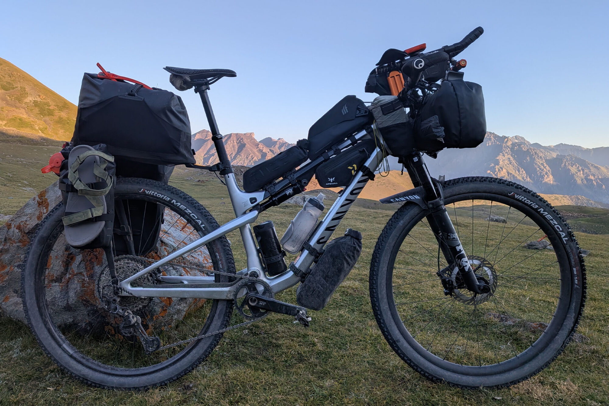 2026 silk road mountain race rigs