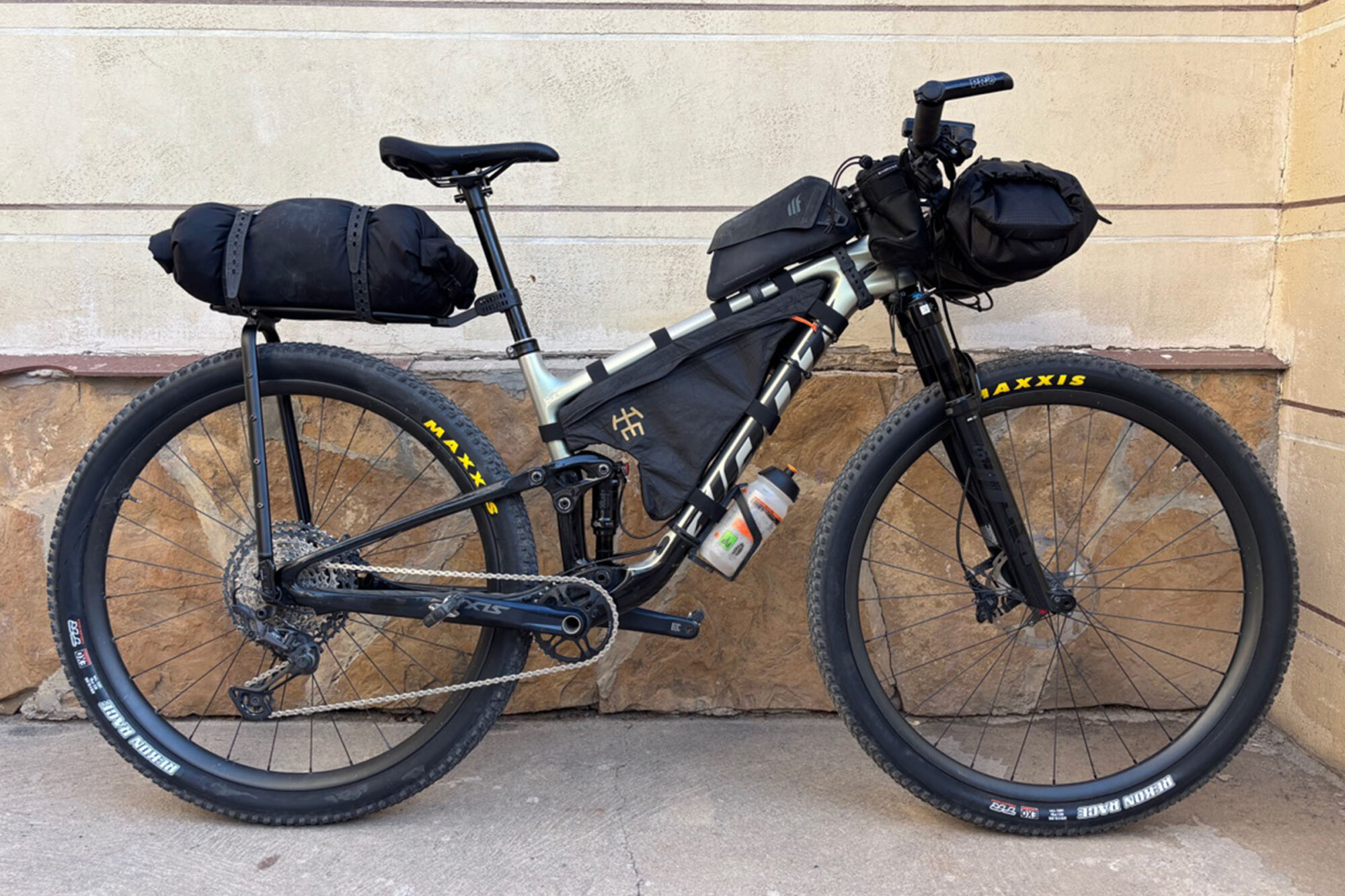 2026 silk road mountain race rigs
