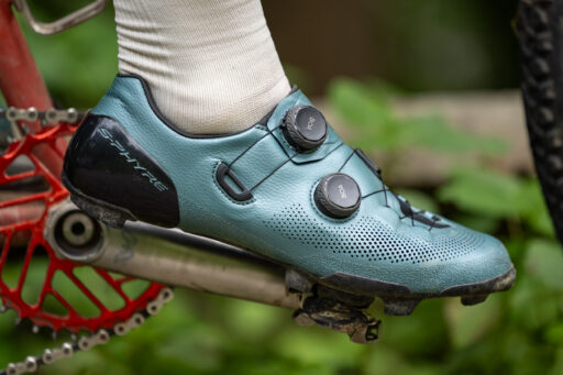 gravel-shoe-roundup_47-2