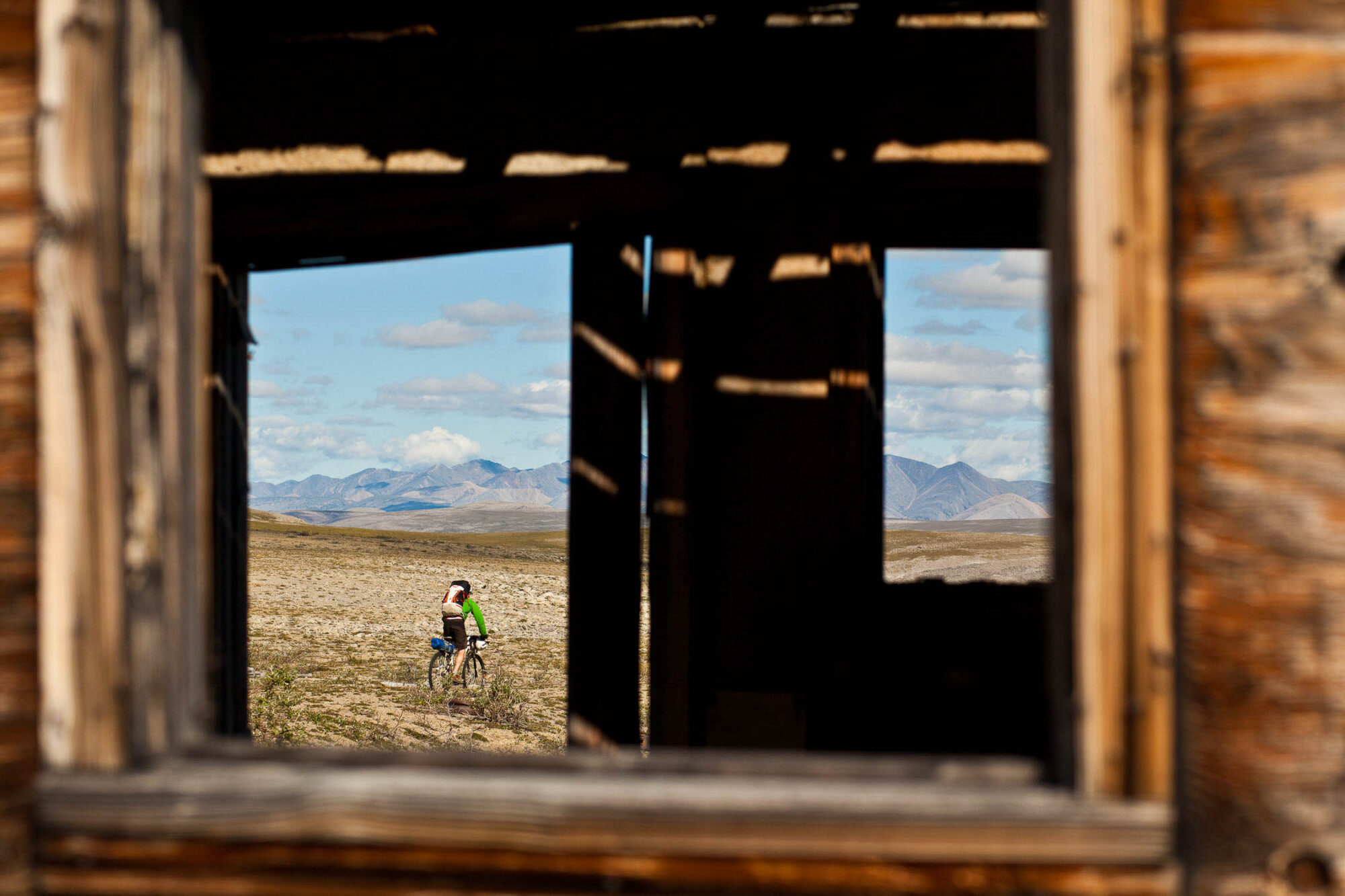 Chasing Windrider, Bikepacking Canol