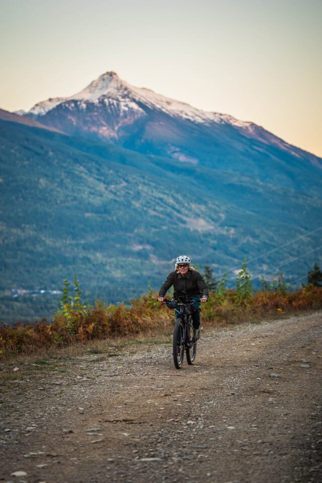 Meaghan Hackinen, Taurus Mountain Race Bike Check