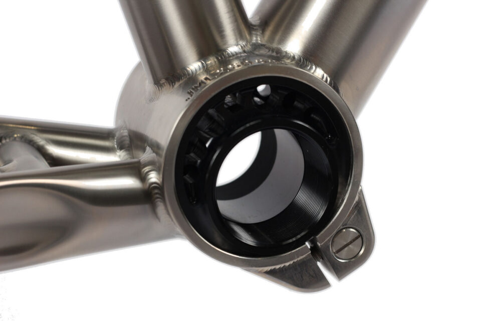 Jones Titanium UDH